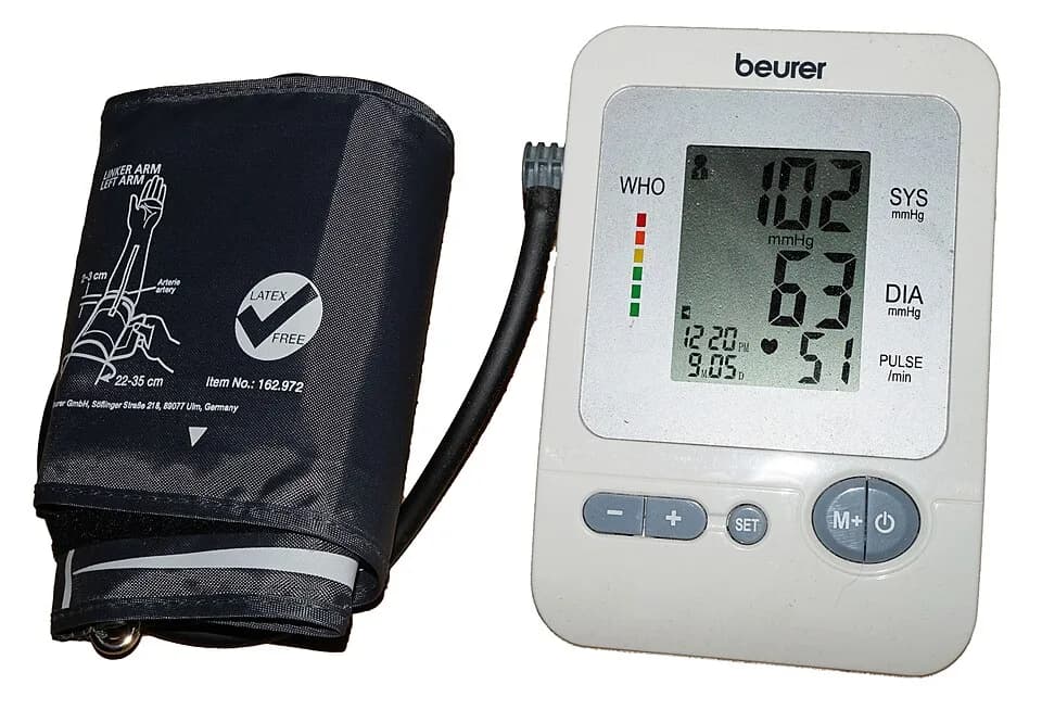 Omron HEM-7156T Blood Pressure Monitor — image 1