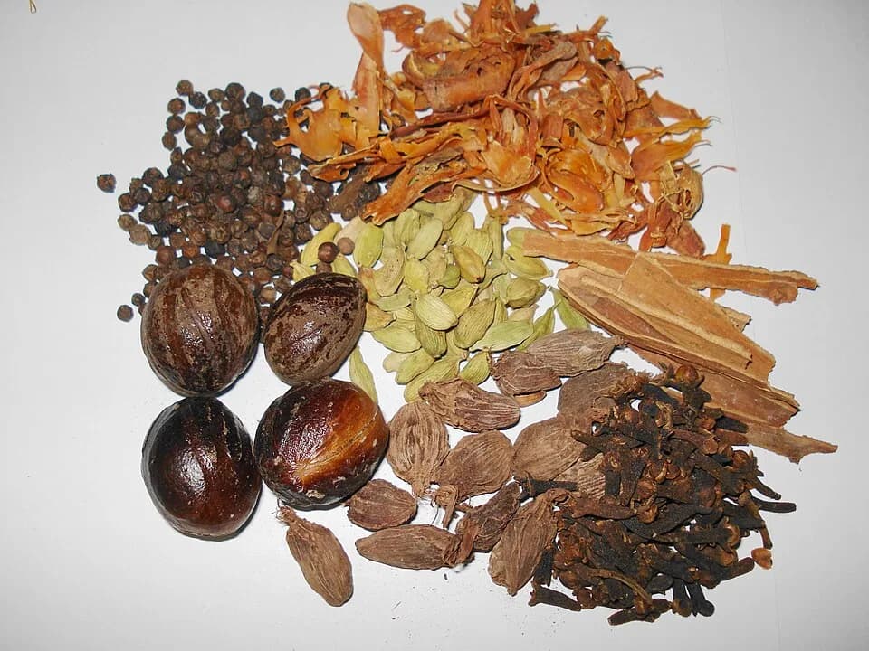 Whole Garam Masala Set — 6 Spices — image 1